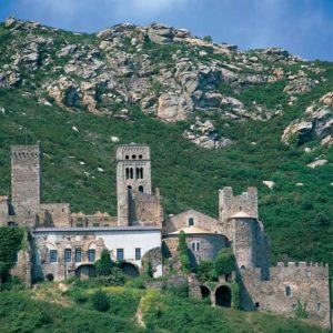 Einst gehörte das Monastir de Sant Pere de Rodes zu den mächtigsten Abteien zwischen dem französischen Perpignan und Figueres