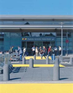 Das Terminal vom Flughafen Karlsruhe ist sehr überschaubar