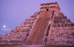 Maya-Pyramide in Mexiko