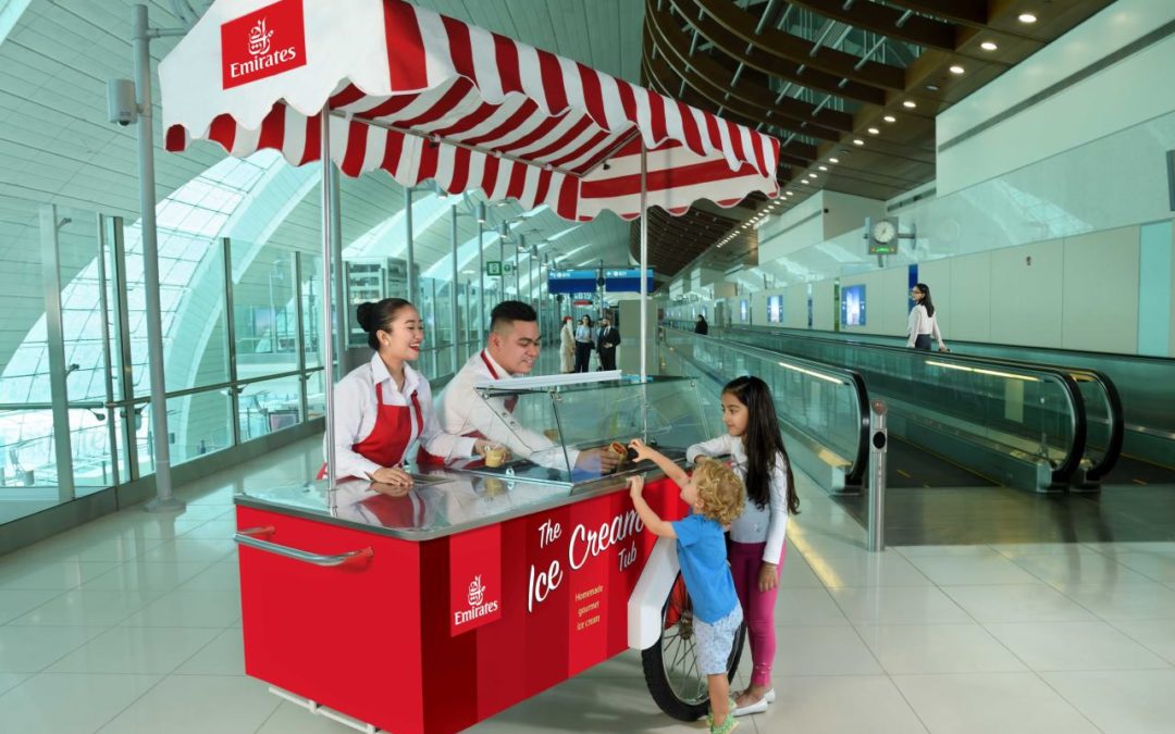 Emirates verteilt Gratis-Eiscreme am Flughafen Dubai